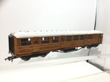 Hornby R4170 OO Gauge LNER Gresley Brake Coach 24387