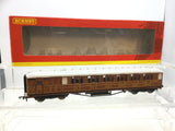 Hornby R4170 OO Gauge LNER Gresley Brake Coach 24387