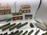 Job Lot of Assorted OO Gauge Buildings (L2),Hampshire Models 
