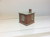 Hornby R9511 OO Gauge Level Crossing Hut