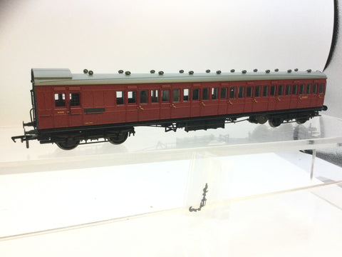 Bachmann 39-622 OO Gauge BR Crimson Birdcage Brake Third Coach S3428S