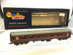 Bachmann 39-151C OO Gauge BR Maroon Mk 1 Corr First Coach W13127
