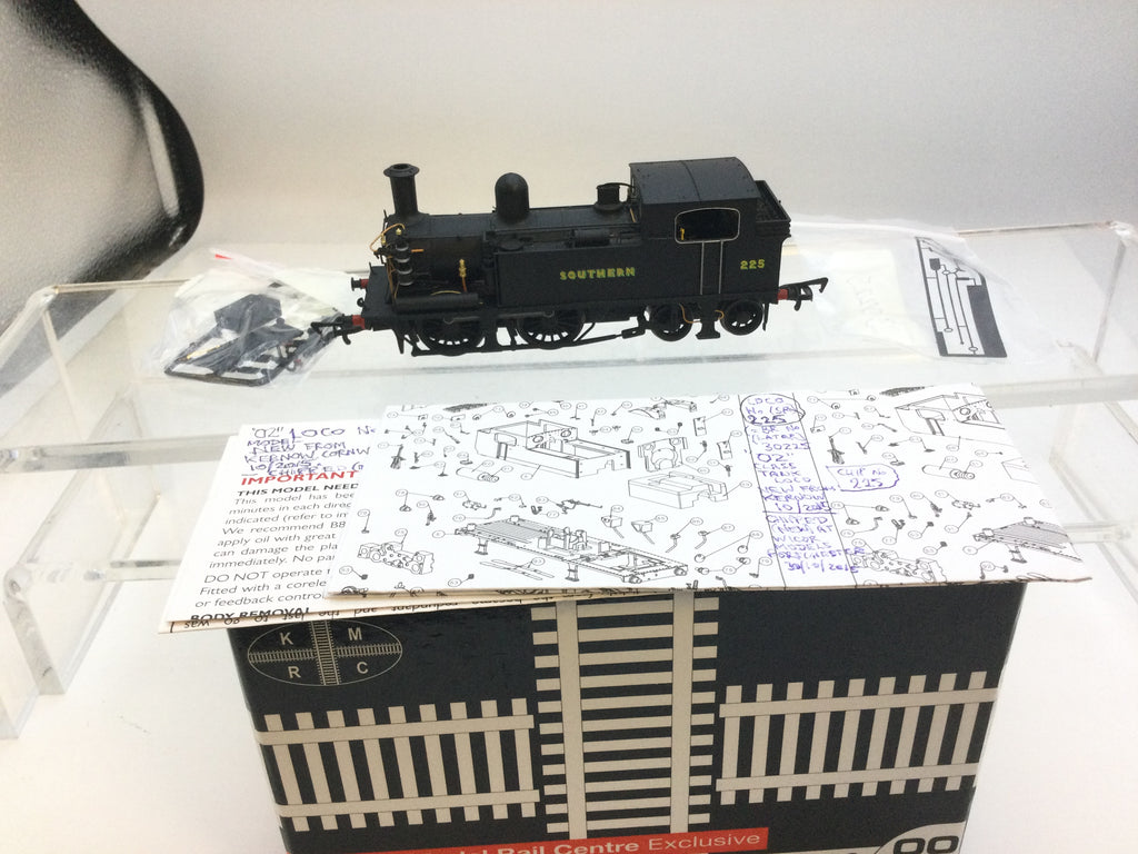 Kernow K2105 OO Gauge SR Black Adams O2 Tank Engine 225 (DCC FITTED)