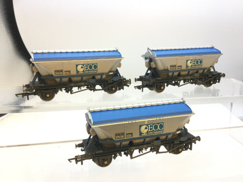 Hornby R6223A OO Gauge Set of 3 ECC CDA Hopper Wagons (Weathered)