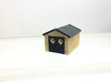 Hornby Lyddle End N8030 N Gauge Wooden Standalone Garage