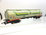 Hornby R6246 OO Gauge 100t Bogie Tank Wagon BP