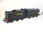 Hornby R2343 OO Gauge SR Black Q1 Class C8