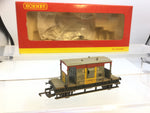 Hornby R6206 OO Gauge CAR Brake Van Railfreight B954779 (Weathered)
