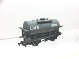 Mainline 937383 OO Gauge Tank Wagon LMS Creosote