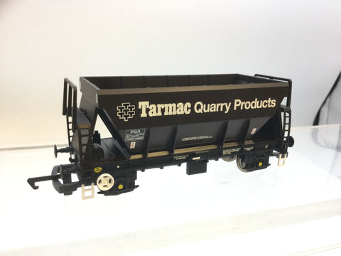Hornby R6217A OO Gauge PGA Hopper Wagon Tarmac Quarry Products