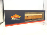 Bachmann 34-360A OO Gauge LNER Thompson Full Brake LNER Teak Effect