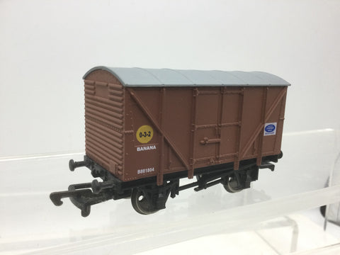 Dapol B721 OO Gauge BR Banana Van B881804