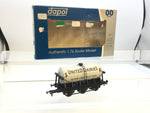 Dapol B1008 OO Gauge SR United Dairies 6 Wheeled Milk Tanker