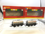 Hornby R6453 OO Gauge 6 Wheel Milk Tank United Dairies Silver x2 (RENUMBERED)