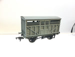 Bachmann 37-705 OO Gauge LMS Cattle Van 69453