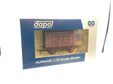 Dapol 4F-012-044 OO Gauge Ventilated Van Cadburys Chocolate No.1 Weathered