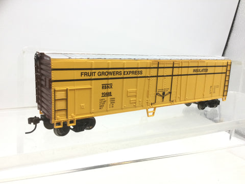 Bachmann 17940 HO Gauge 50' Steel Reefer Fruit Growers Express RBNX90488