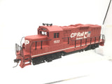 Walthers 931-114 HO Gauge EMD GP9M Diesel Loco CP Rail 1522