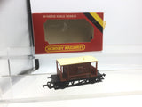 Hornby R218 OO Gauge BR Standard Brake Van B952698