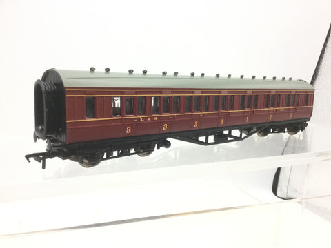 Bachmann 34-251D OO Gauge LMS Composite Coach 3526