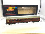 Bachmann 39-026F OO Gauge BR Maroon Mk 1 Corr 2nd Coach W24165