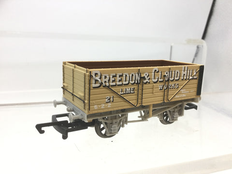 Hornby R1126 OO Gauge 7 Plank Wagon Breedon & Cloud Hill