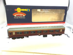 Bachmann 39-332A OO Gauge BR Maroon Mk 2 Corr 1st Coach W13432