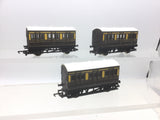 Hornby OO Gauge GWR 4 Wheel Coach x3