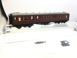 Hornby R4410A OO Gauge BR Maroon Hawksworth 3rd Class Coach W2107W