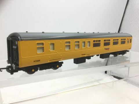 Lima OO Gauge Network Rail Mk 2 Brake Coach 977969 (REPAINTED)