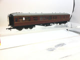 Hornby R4411A OO Gauge BR Maroon Hawksworth Brake Coach (L2)