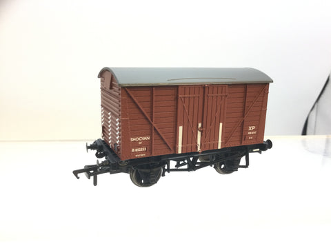 Bachmann 37-903 OO Gauge BR Shock Absorbing Wagon B852353