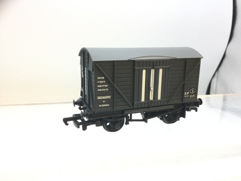 Bachmann 33-727 OO Gauge 12t Shock Absorbing Van BR Grey