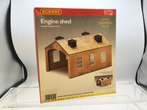 Hornby R8004 OO Gauge Double Track Engine Shed