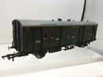 Hornby R4301E OO Gauge SR Maunsell Passenger Brake Van C 699