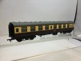 Bachmann 39-029B OO Gauge BR Choc/Crm Mk1 Corr 2nd Coach W24747