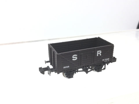 Graham Farish 377-089 N Gauge SR 7 Plank End Door Wagon