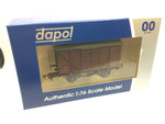 Dapol 4F-012-040 OO Gauge Ventilated Van BR Bauxite B768113 Weathered