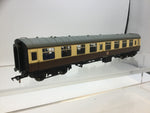 Bachmann 39-054A OO Gauge BR Choc/Cream Mk1 2nd Open Coach W4739
