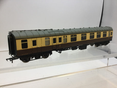 Bachmann 39-229 OO Gauge BR Choc/Crm Mk1 BCK Coach W21067