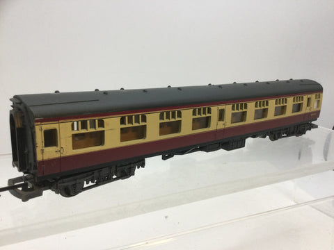 Lima 305363 OO Gauge BR Mk 1 Corridor 2nd Red/Cream M24437