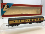 Lima 305331 OO Gauge BR Maroon/Cream Mk 1 Brake 2nd Coach M34376 FLUSH GLAZED