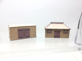 Graham Farish 42-0055S N Gauge Pagoda Shed and Store Salmon and Cream