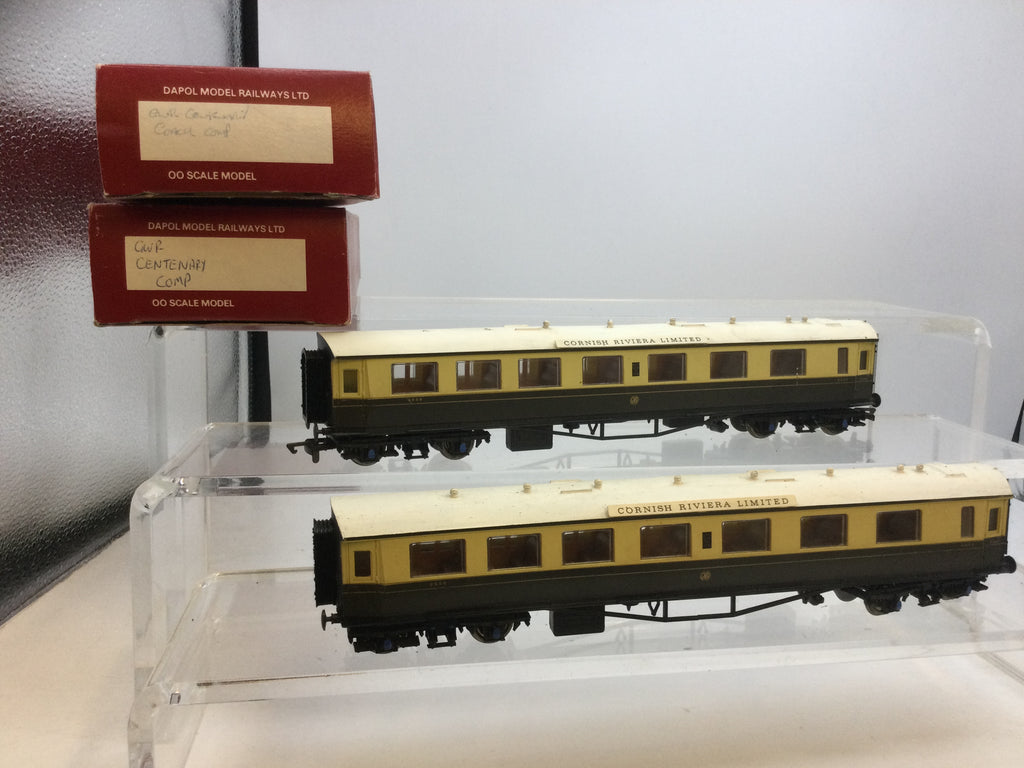 Dapol OO Gauge GWR Centenary Coach X5 dapol-oo-gauge-gwr-centenary-coach-x5