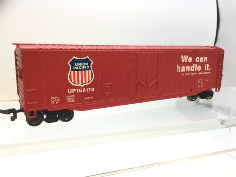 Bachmann 18001 HO Gauge 50' Plug Door Box Car Union Pacific UP168178