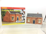 Hornby R8701 OO Gauge Skaledale Country Police Station