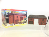 Hornby R8525 OO Gauge Skaledale Holly Farm Stables
