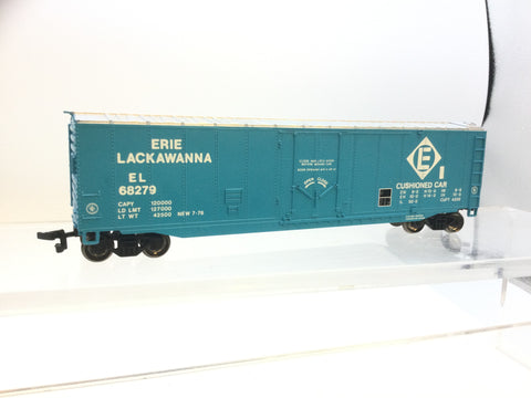 Bachmann 18028 HO Gauge 50' Plug Door Box Car Erie Lackawanna EL68279
