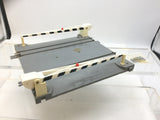 Triang R171 OO Gauge Electrically Operated Level Crossing (Needs Attn)