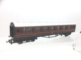 Hornby R474 OO Gauge LMS Maroon Stanier Composite Coach 4120